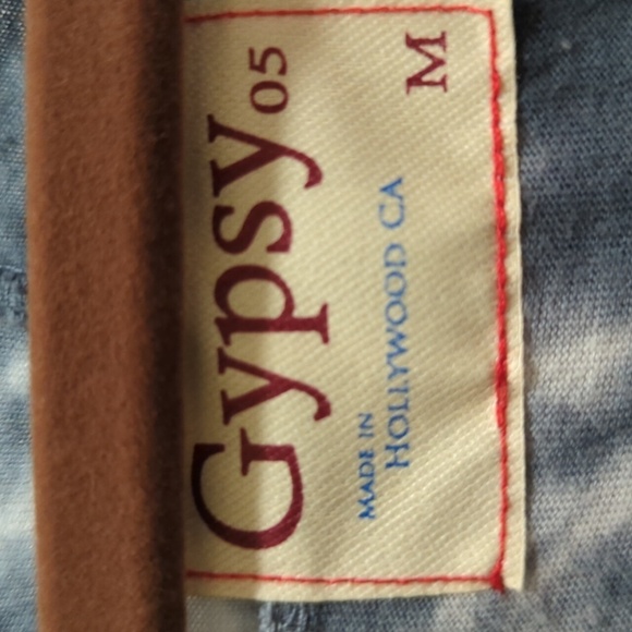 Gypsy 05 Women's Deep V-Neck Tie Dyed Short Sleeve Tee Shirt Size Medium - Picture 3 of 7